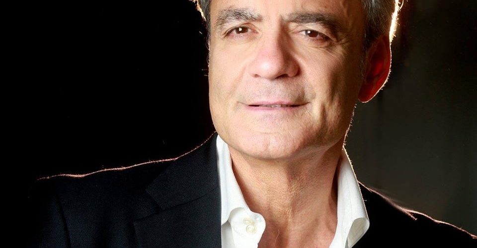 Luca Nasti: la voce del cuore di Napoli